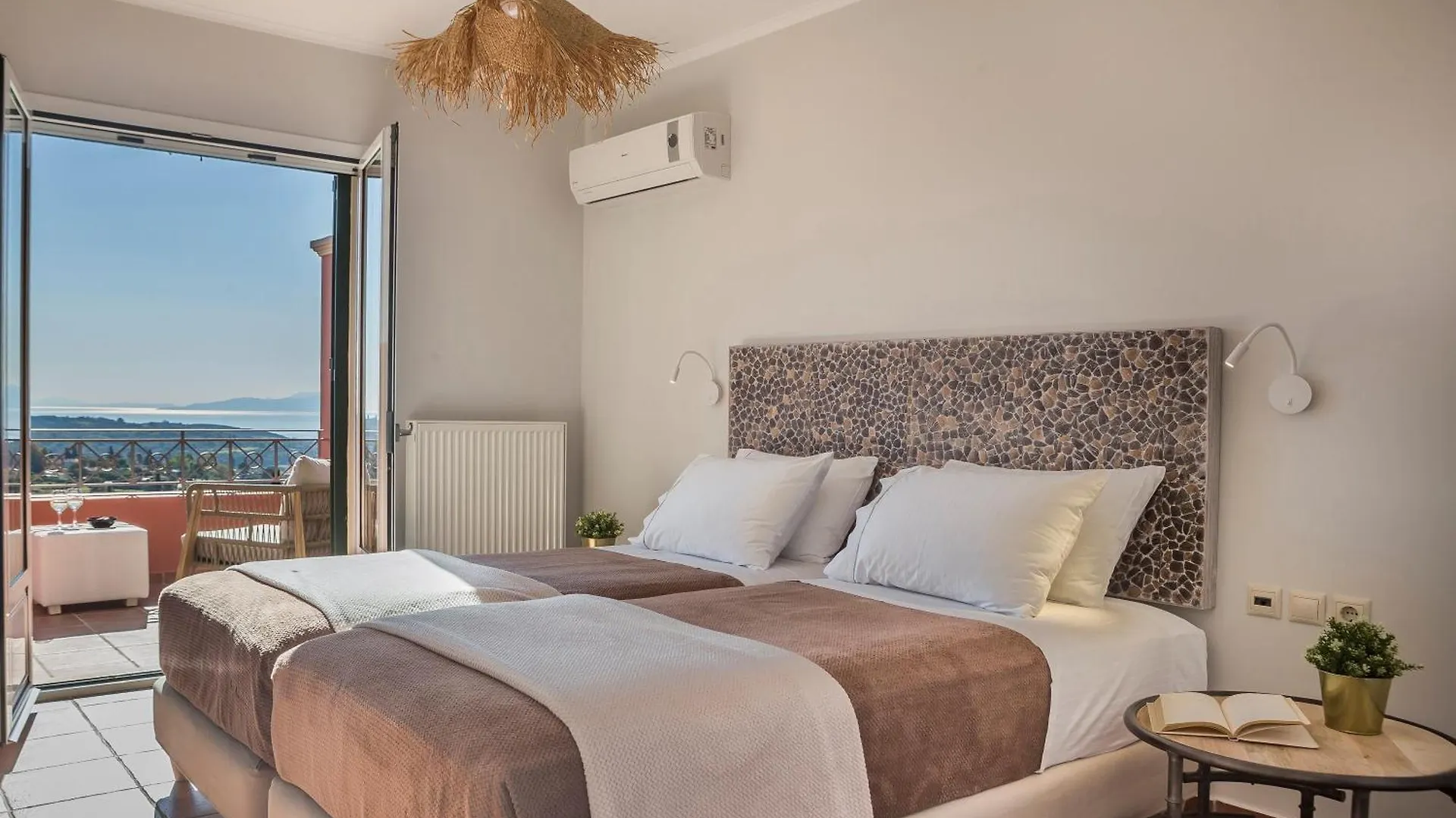 Superb Kefalonia Villa 4 Bedrooms Villa Froso Stunning Sea Views Sunny Roof Terrace Lakithras Greece
